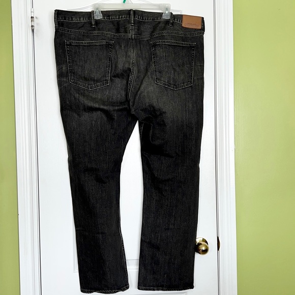 Old Navy Slim Fit Men’s Jeans - Picture 6 of 11